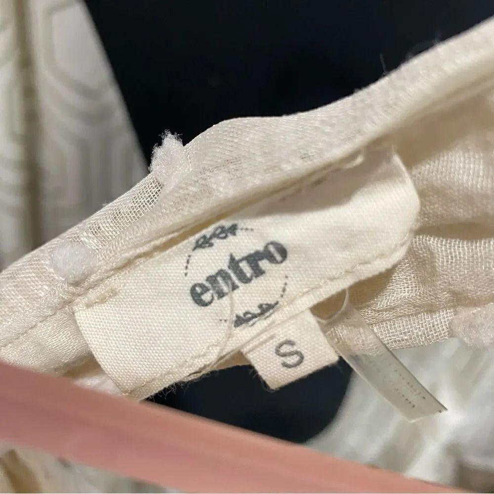 Entro Cream Racerback Tank Small - Picture 4 of 5
